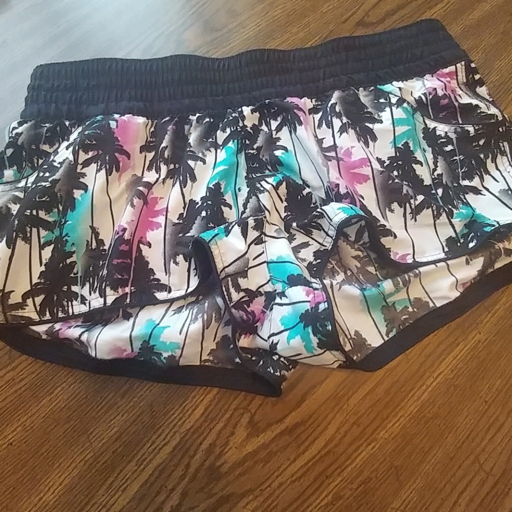 Pool shorts